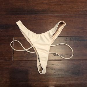 Minimale Animale side strong thong size M